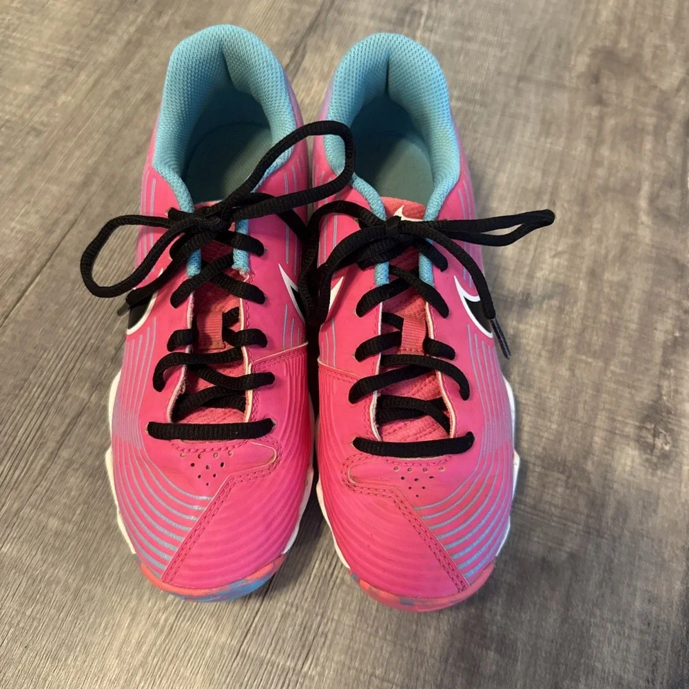 Nike kids hyper